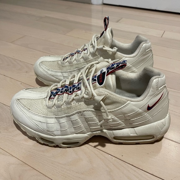 Beige/Off-White Air Max 95 - Picture 2 of 5